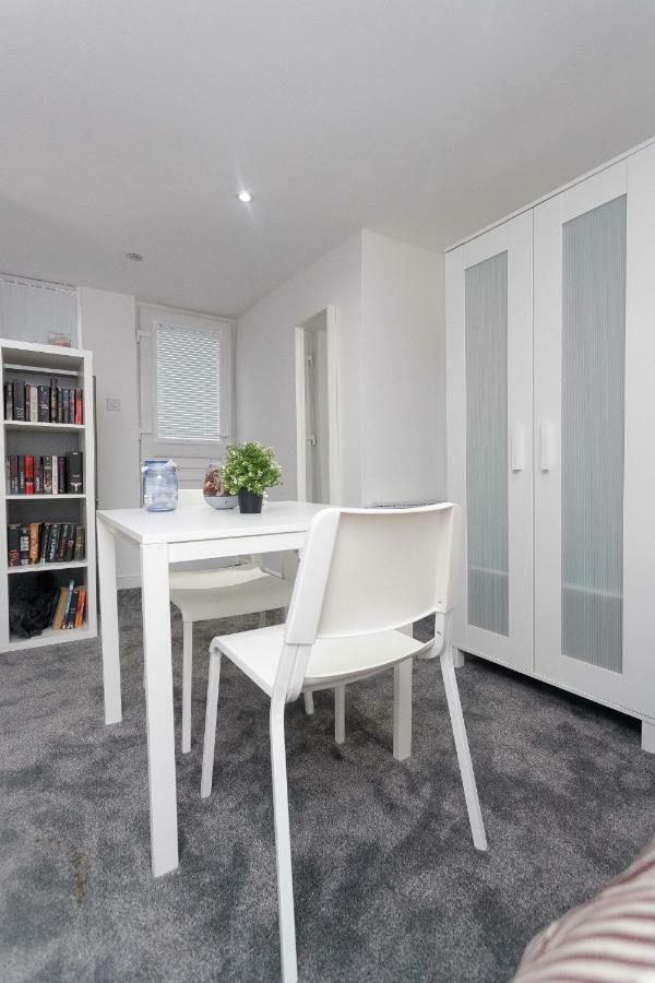 Leeds House Apartment Bagian luar foto